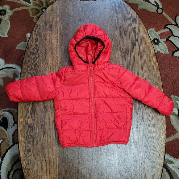 The Children’s Place Red Hooded Zip Up Puffer Jacket Size Boy's 2T - Picture 1 of 5